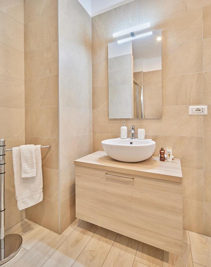 Monviso Modern - Exclusive Apartment Milánó Kültér fotó
